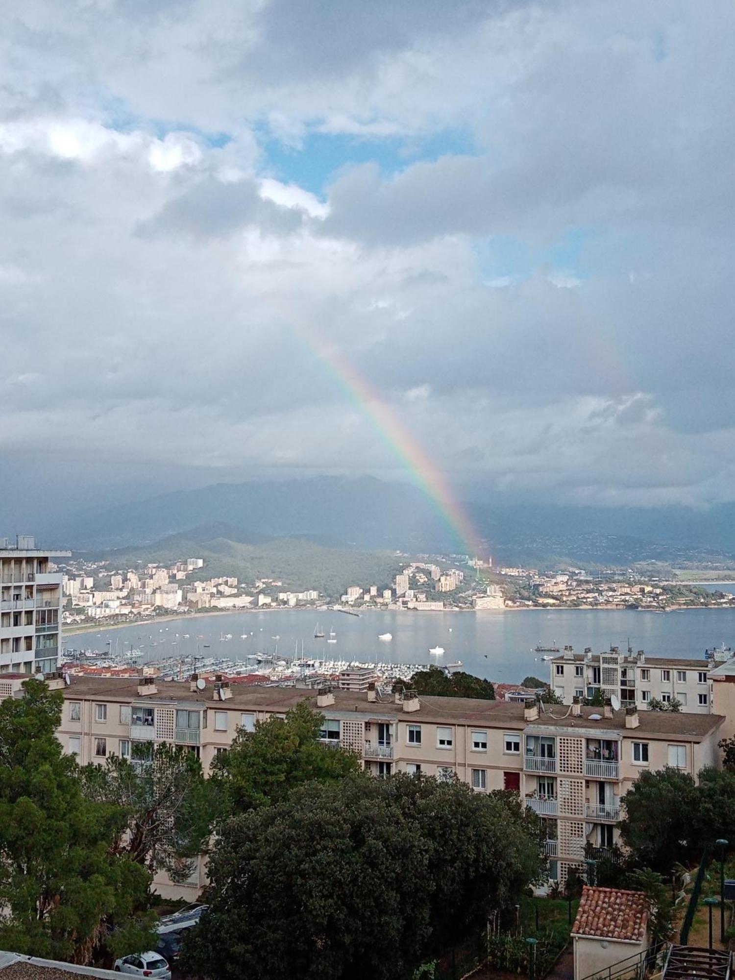Appartement Lumineux Vue Panoramique Ajaccio  Extérieur photo